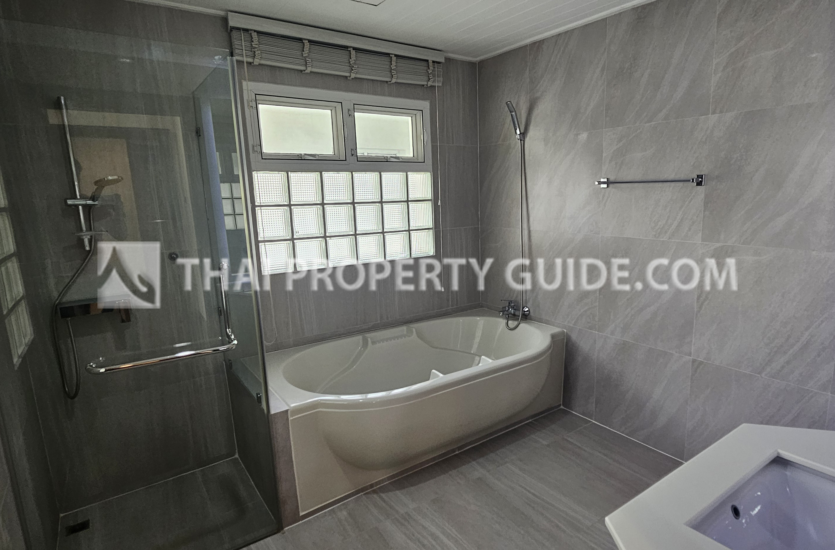 House with Shared Pool in Nichada Thani 